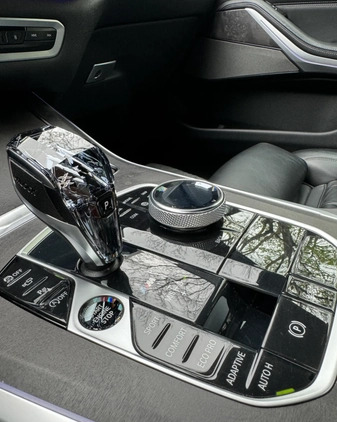 BMW X5 M cena 315000 przebieg: 115800, rok produkcji 2020 z Zielonka małe 379
